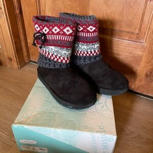 Maurices Victoria Fairisle EV Winter Boots, Women’s Size 9